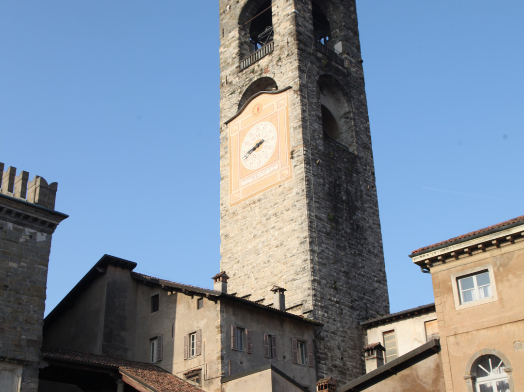 Campanone o Torre Civica-贝加莫必去景点