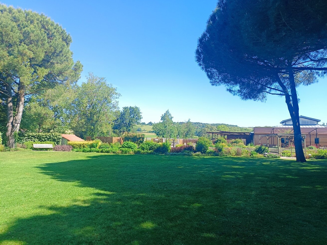 Jardins des Martels-Giroussens必去景点