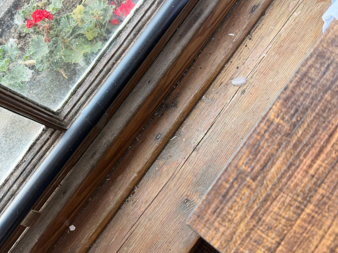滨水酒店主图