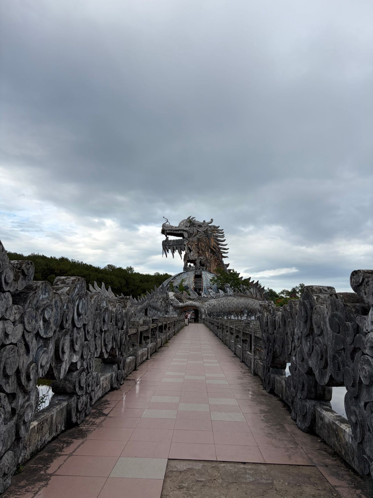 顺化兰花河滨别墅酒店-旅行者