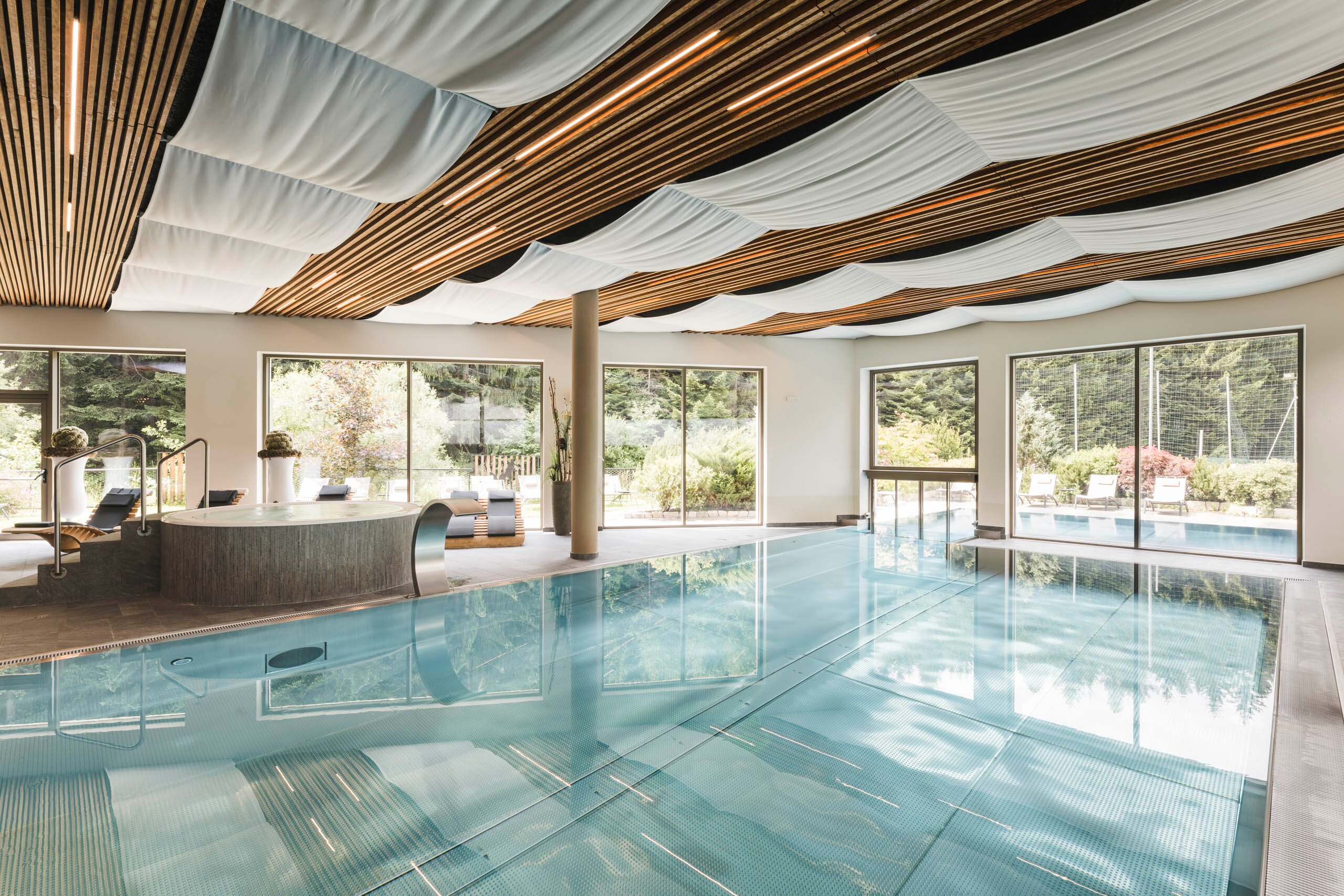 Sporthotel Zoll Rest.Revive.Refuel-泳池