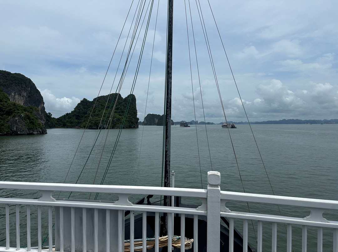 Bai Tu Long Bay-下龙湾必去景点