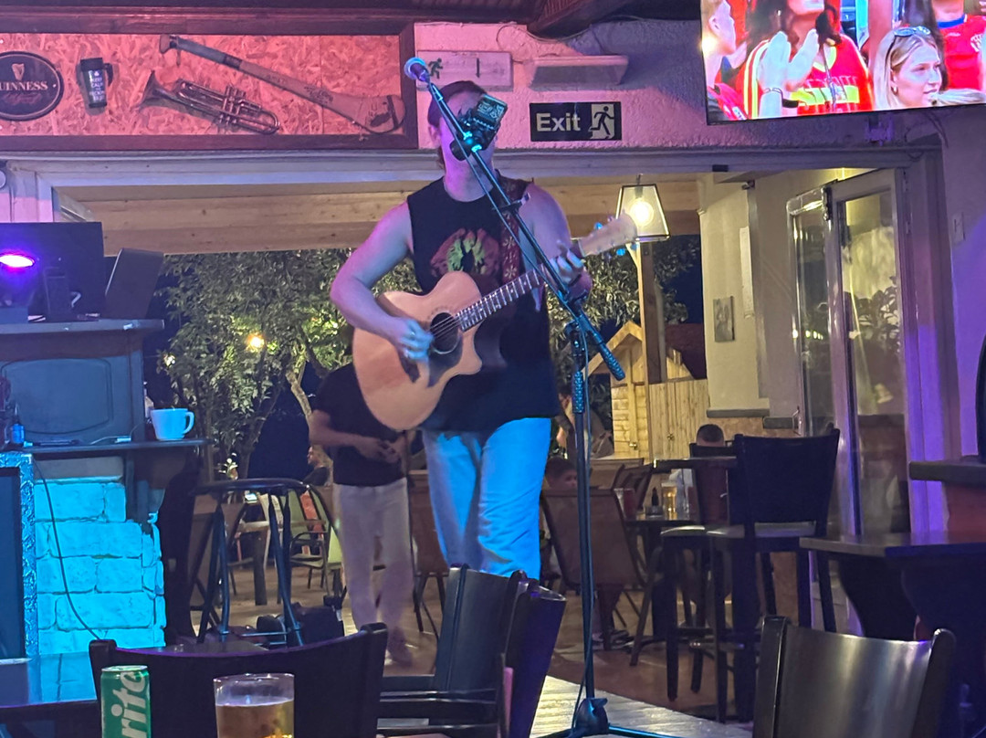 Bolero Irish Bar-Sidari必去景点
