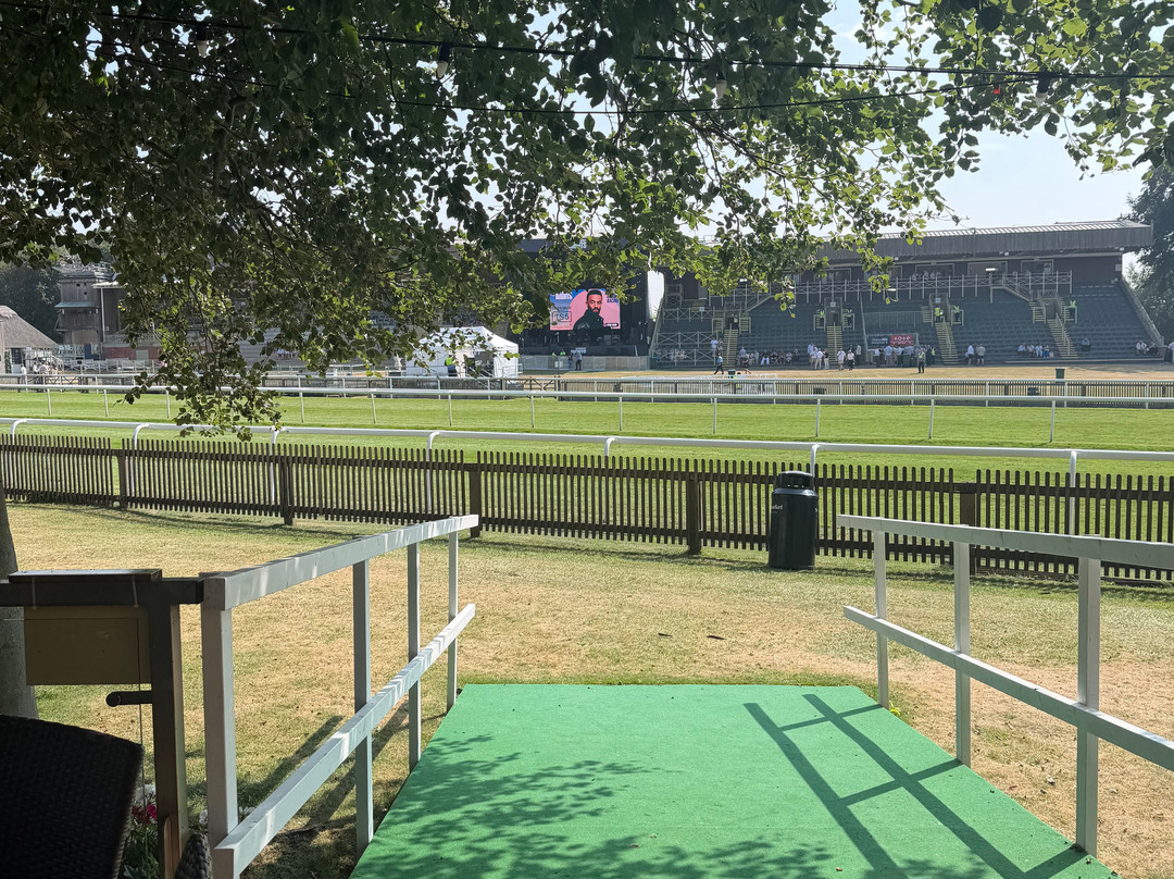 Newmarket Racecourses-纽马克特必去景点