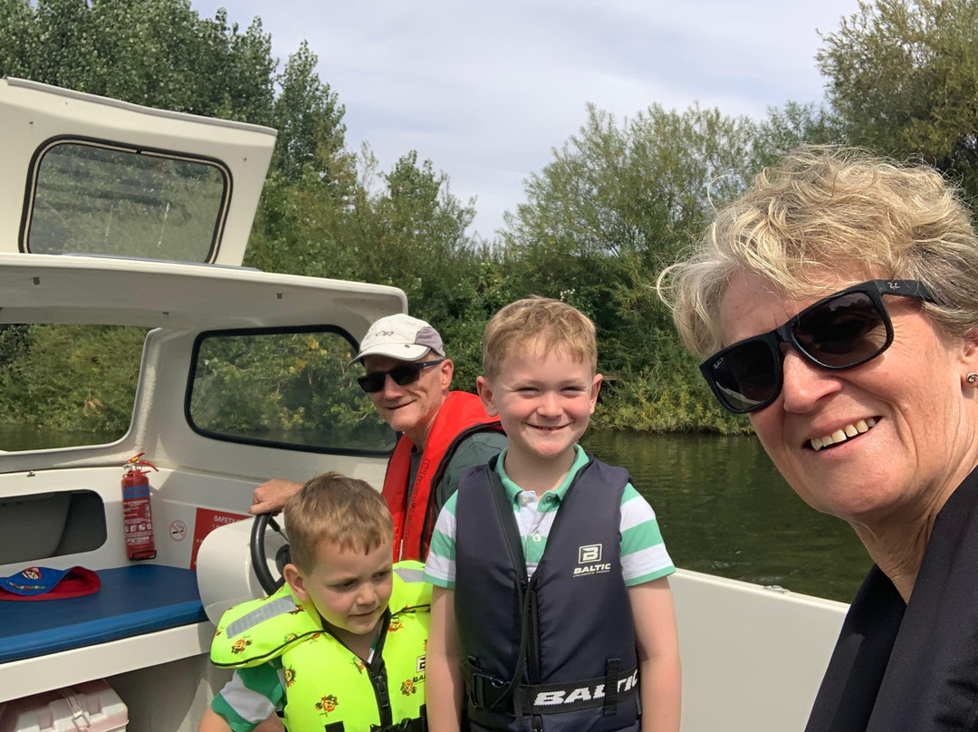 Severn Expeditions Day Boat Hire-Upton upon Severn必去景点