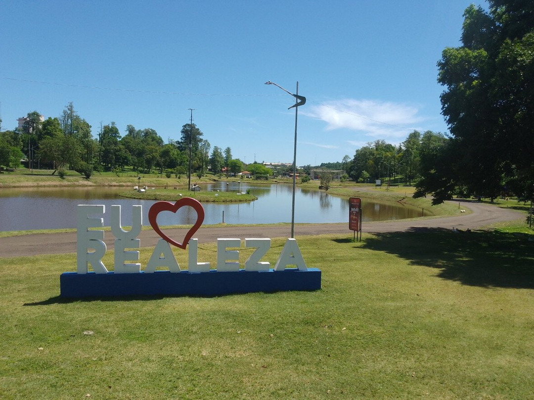 Lago Municipal De Realeza-Realeza必去景点