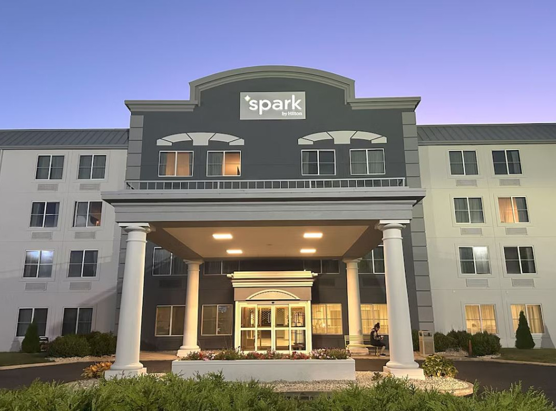 Comstock Park酒店住宿-Spark By Hilton Walker Grand Rapids North