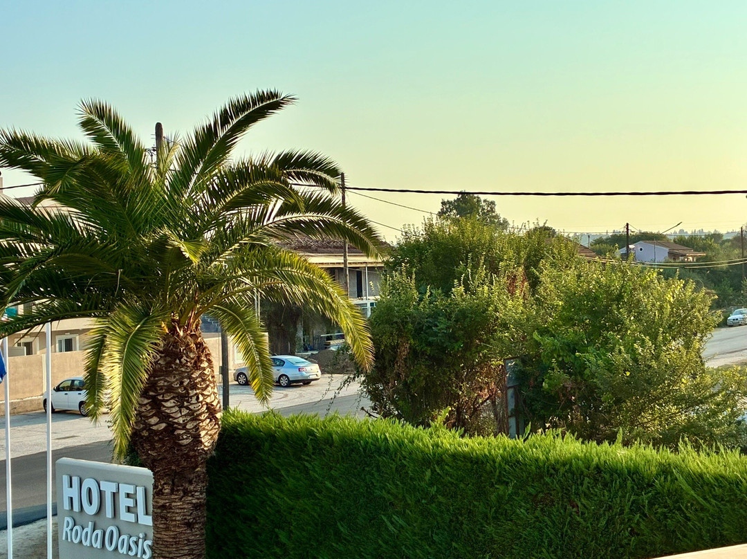 Roda Oasis Hotel & Apartments主图
