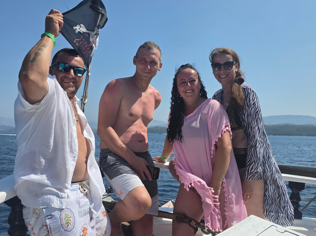 Madalena Boat Trips-Gouvia必去景点