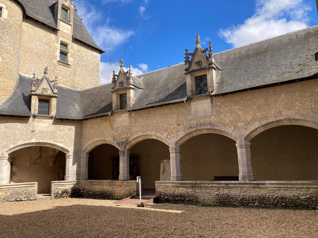 Chateau de Fougeres-sur-Bievre-Fougeres-sur-Bievre必去景点