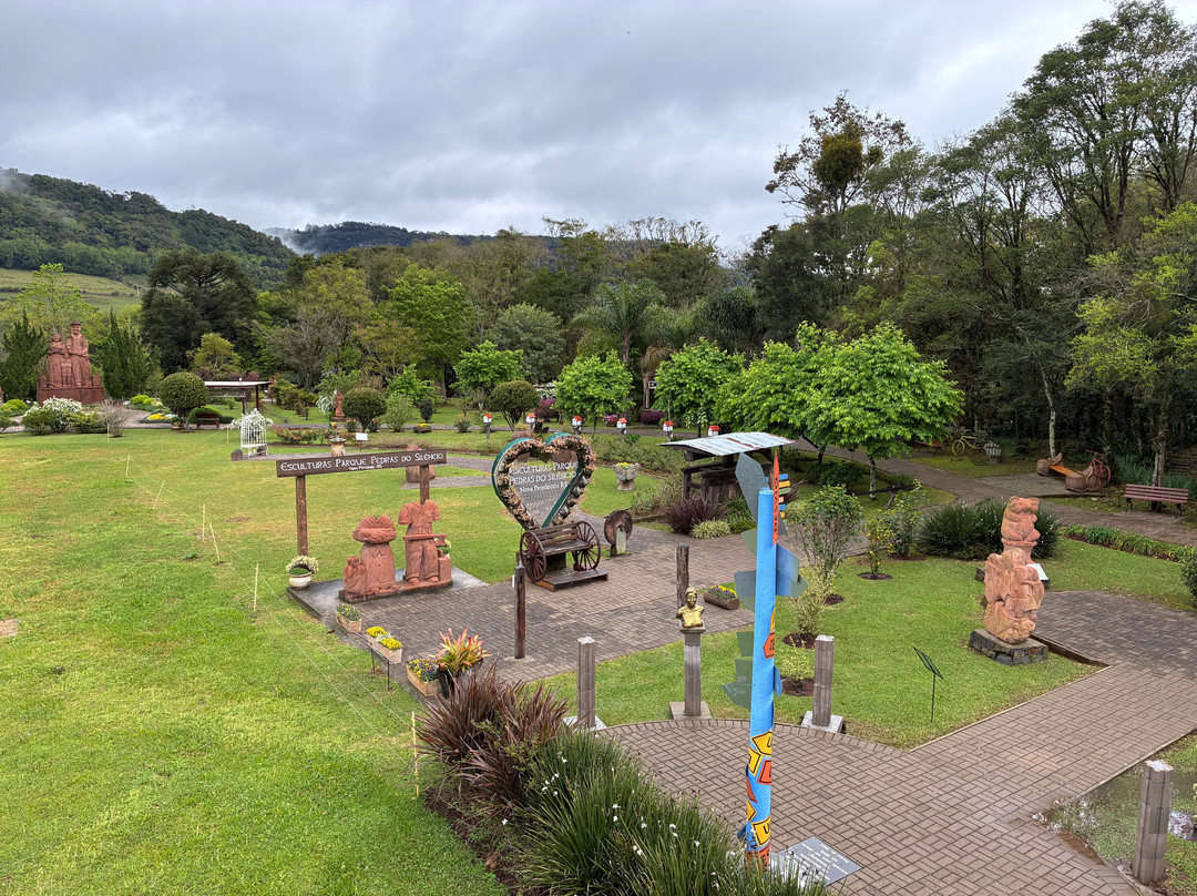 Esculturas Parque Pedras Do Silêncio-Nova Petropolis必去景点