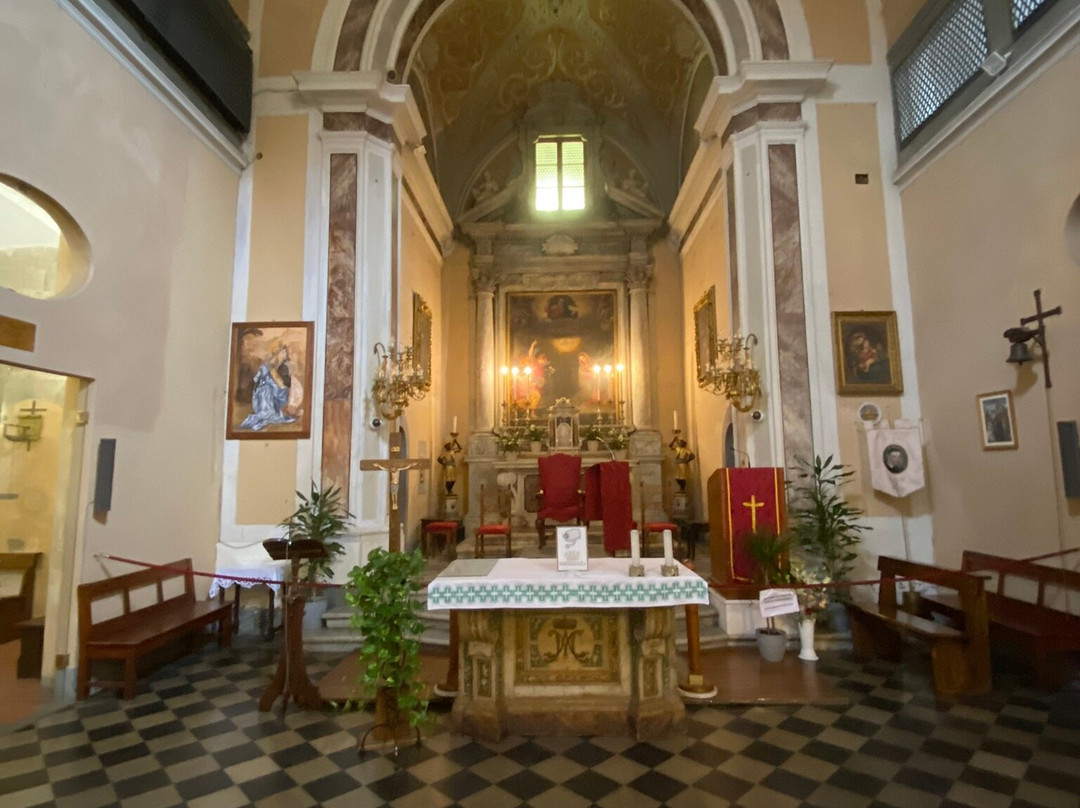Chiesa di San Michele Arcangelo-佩夏必去景点