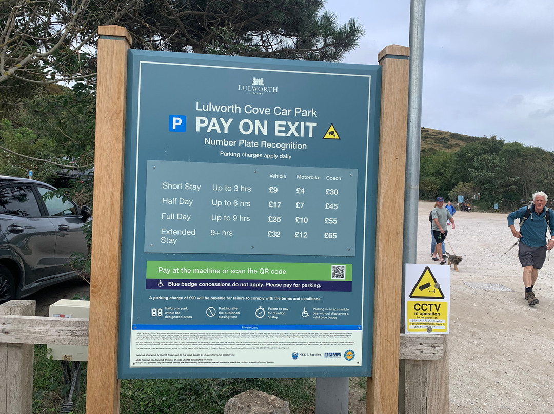 Lulworth Cove-韦茅斯必去景点