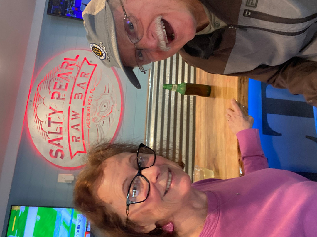 Salty Pearl Raw Bar