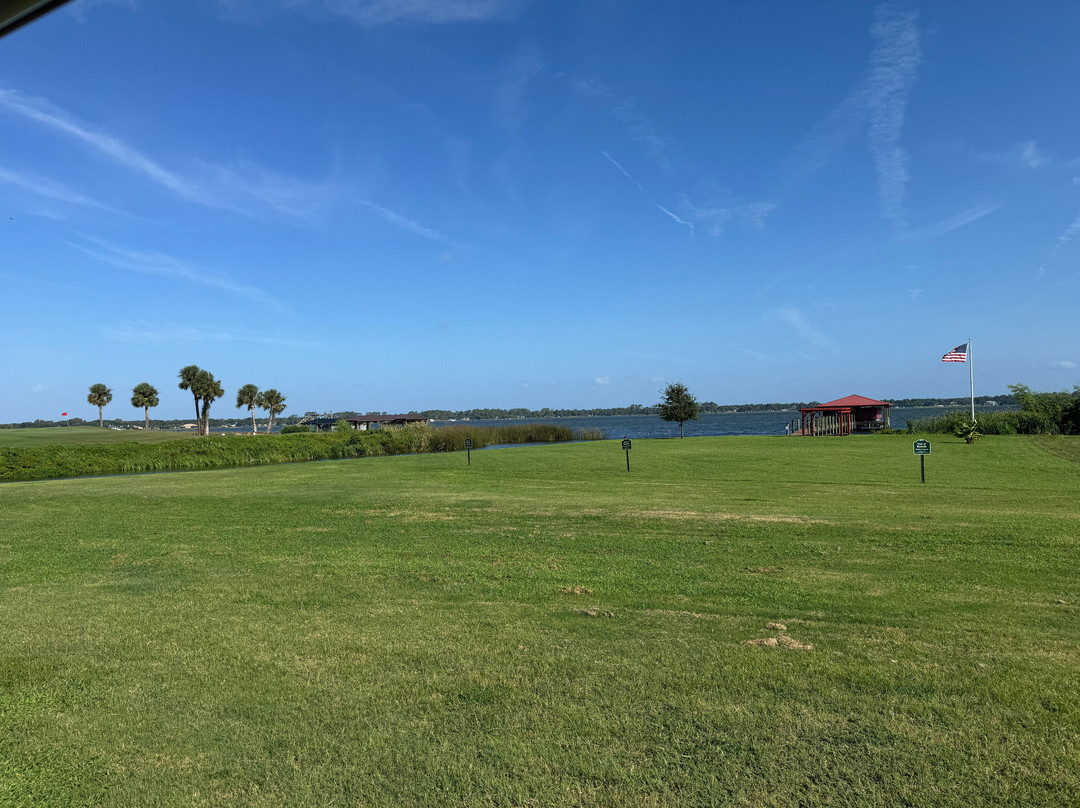 Deer Island Country Club-Tavares必去景点