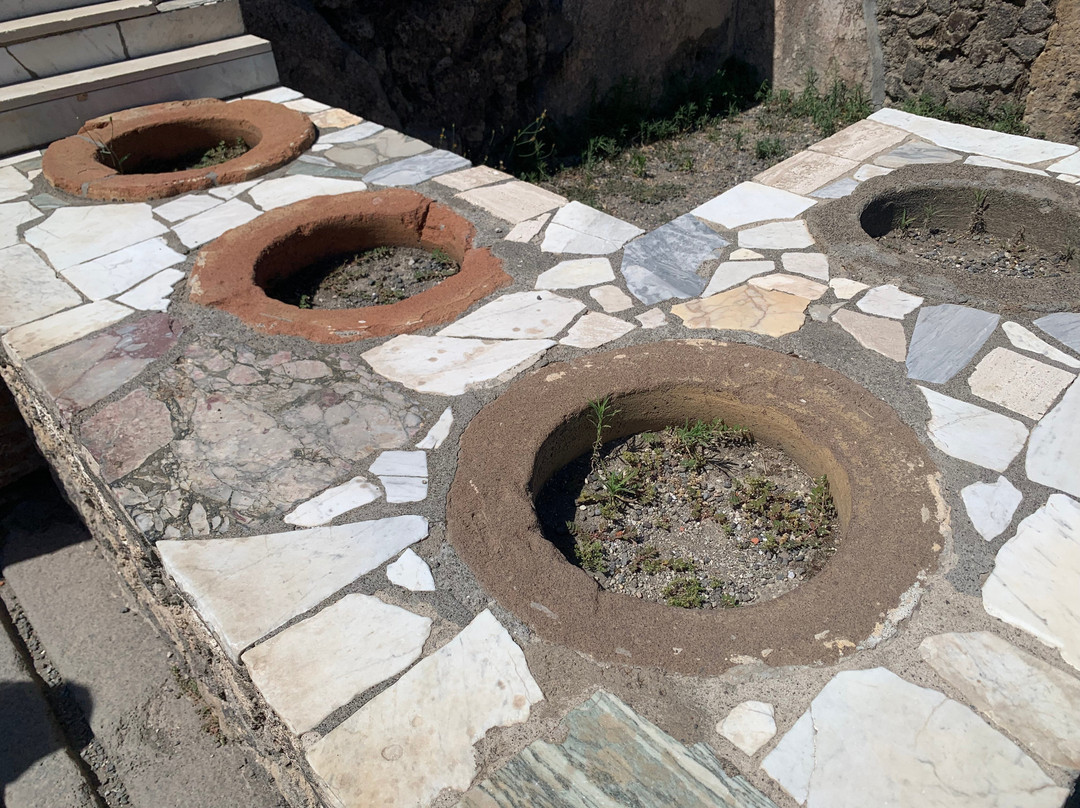 Via dell’Abbondanza-庞贝必去景点
