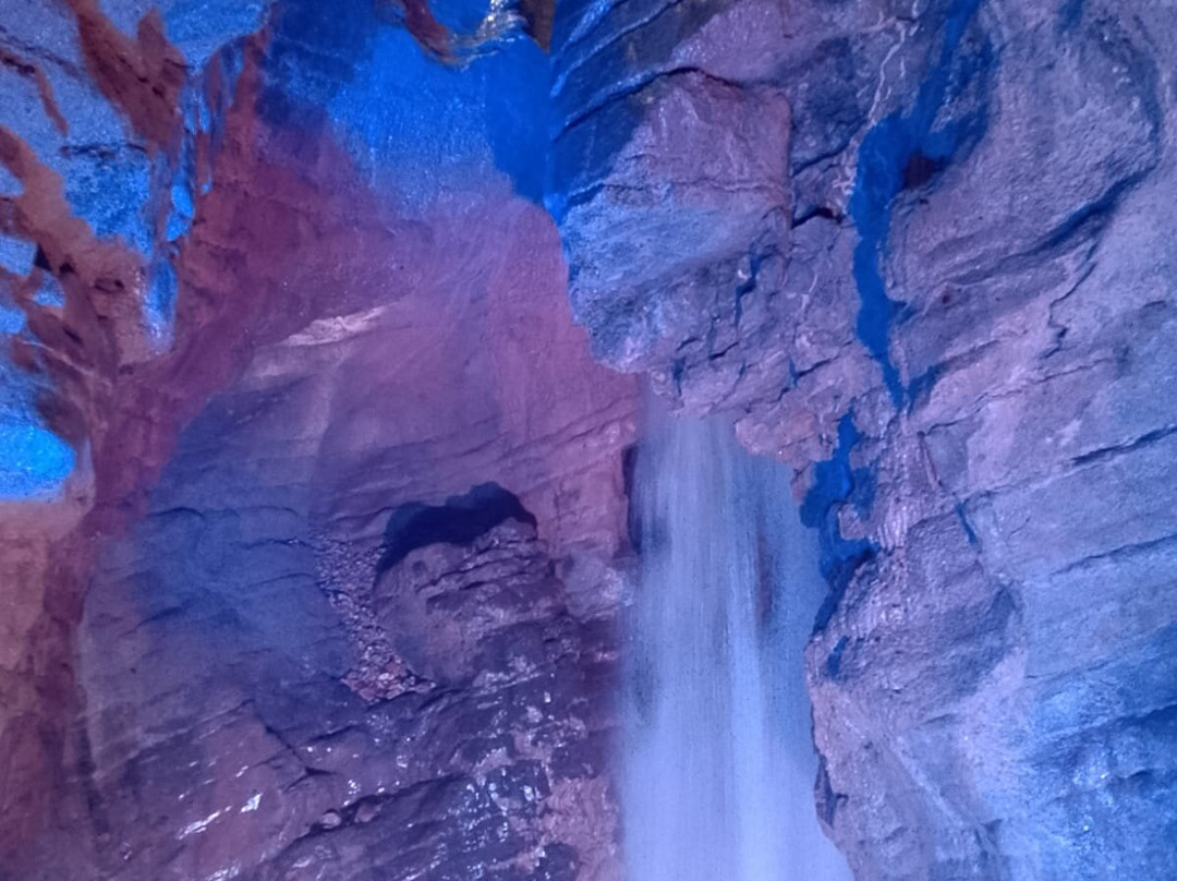 Parco Grotta Cascata Varone-Tenno必去景点