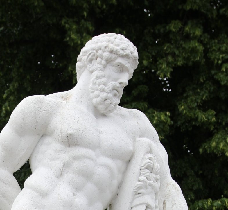 La Statue de l'Hercule Farnèse-Drottningholm必去景点