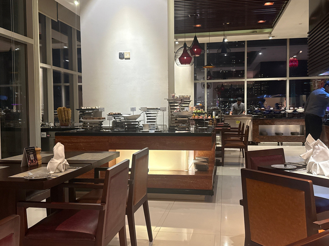 辛纳蒙科伦坡红酒店主图