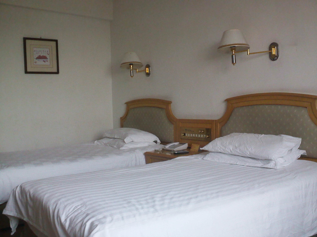 横店旅游大厦主图