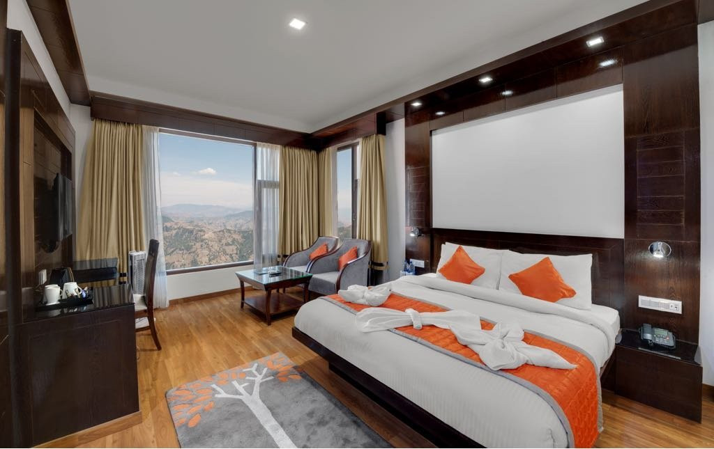 The Twin Towers Hotel主图