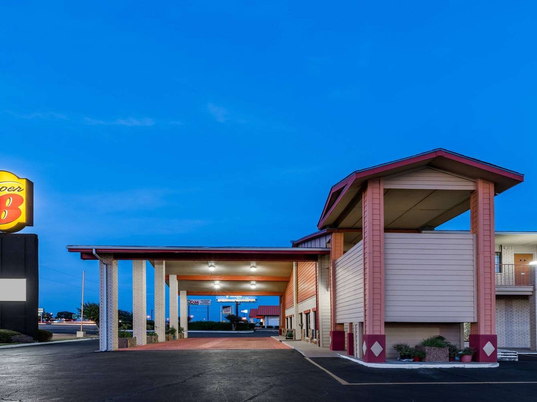 Super 8 by Wyndham Waco/Mall area TX主图