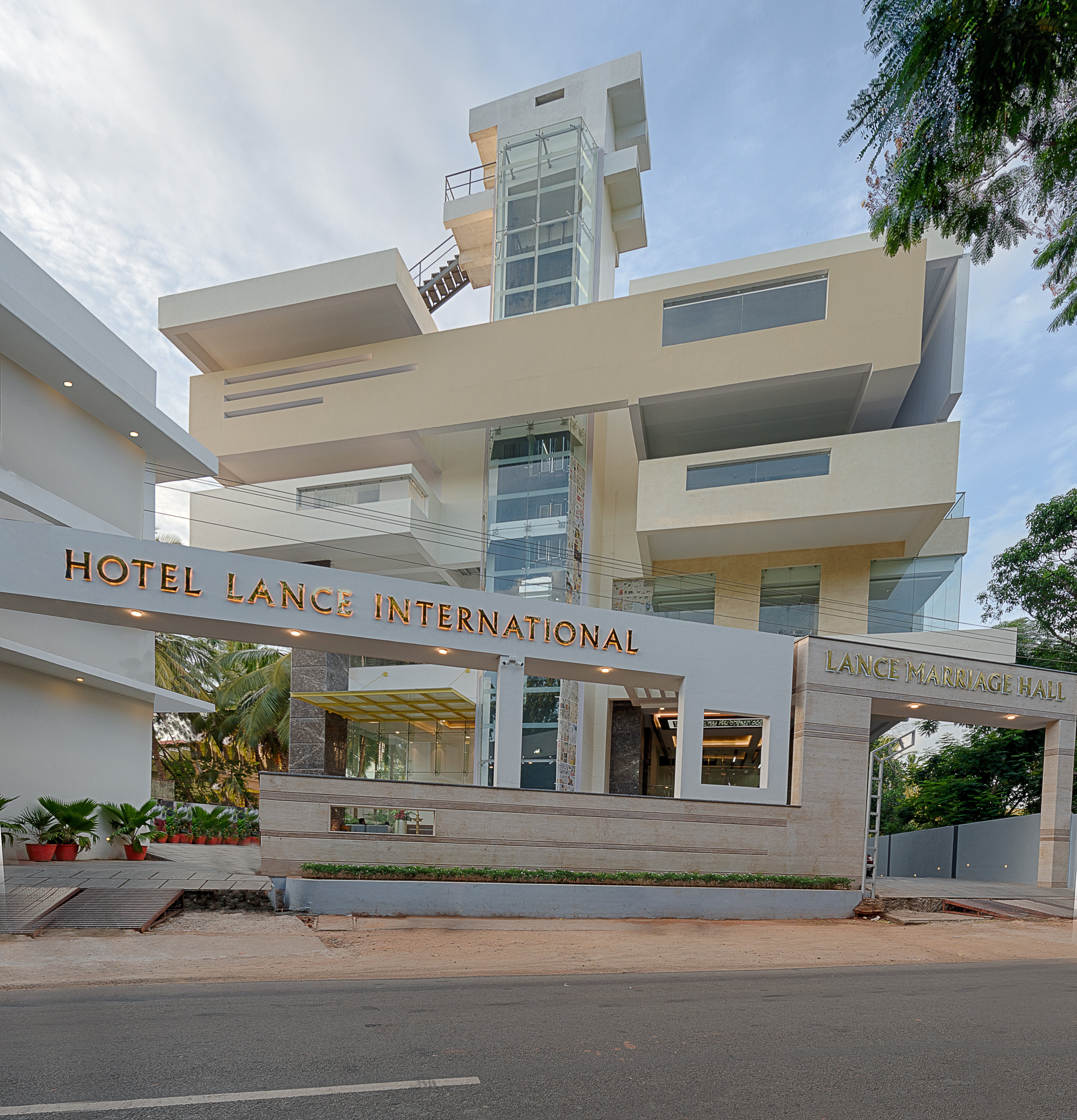 Hotel Lance International-官方