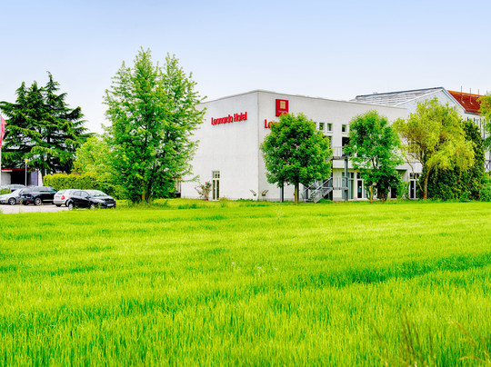 海德尔堡假日酒店主图