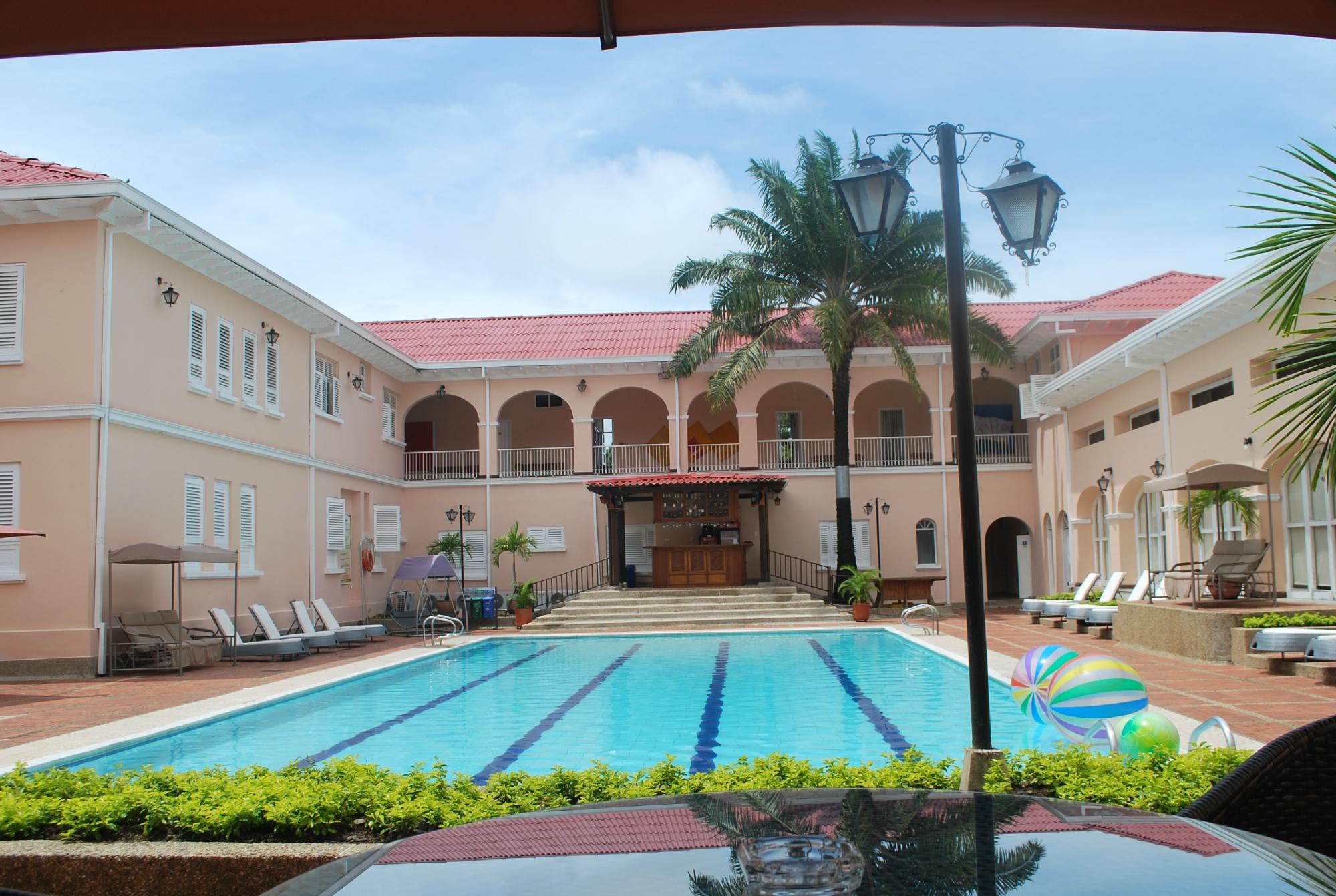 Hotel Pipaton-泳池