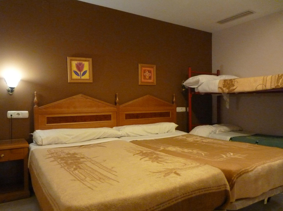 托西纳商务酒店