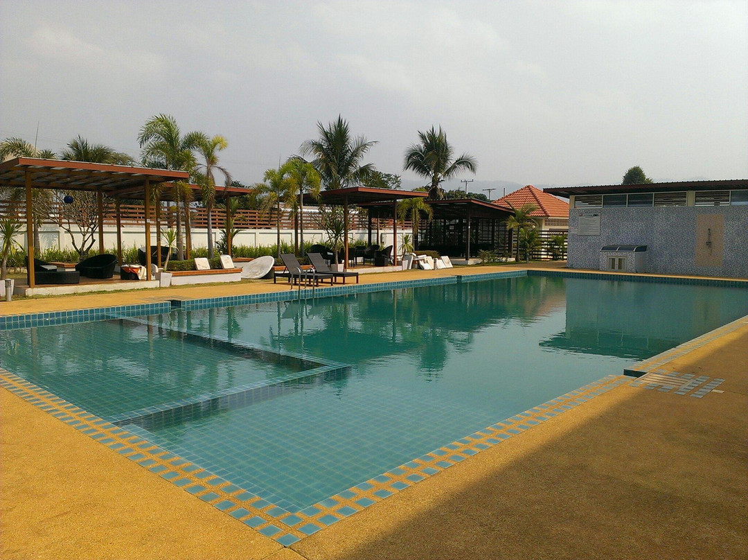 B2 Monethong Hotel