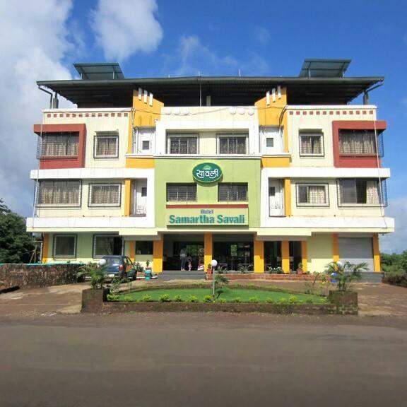 Hotel Samartha Savali-官方