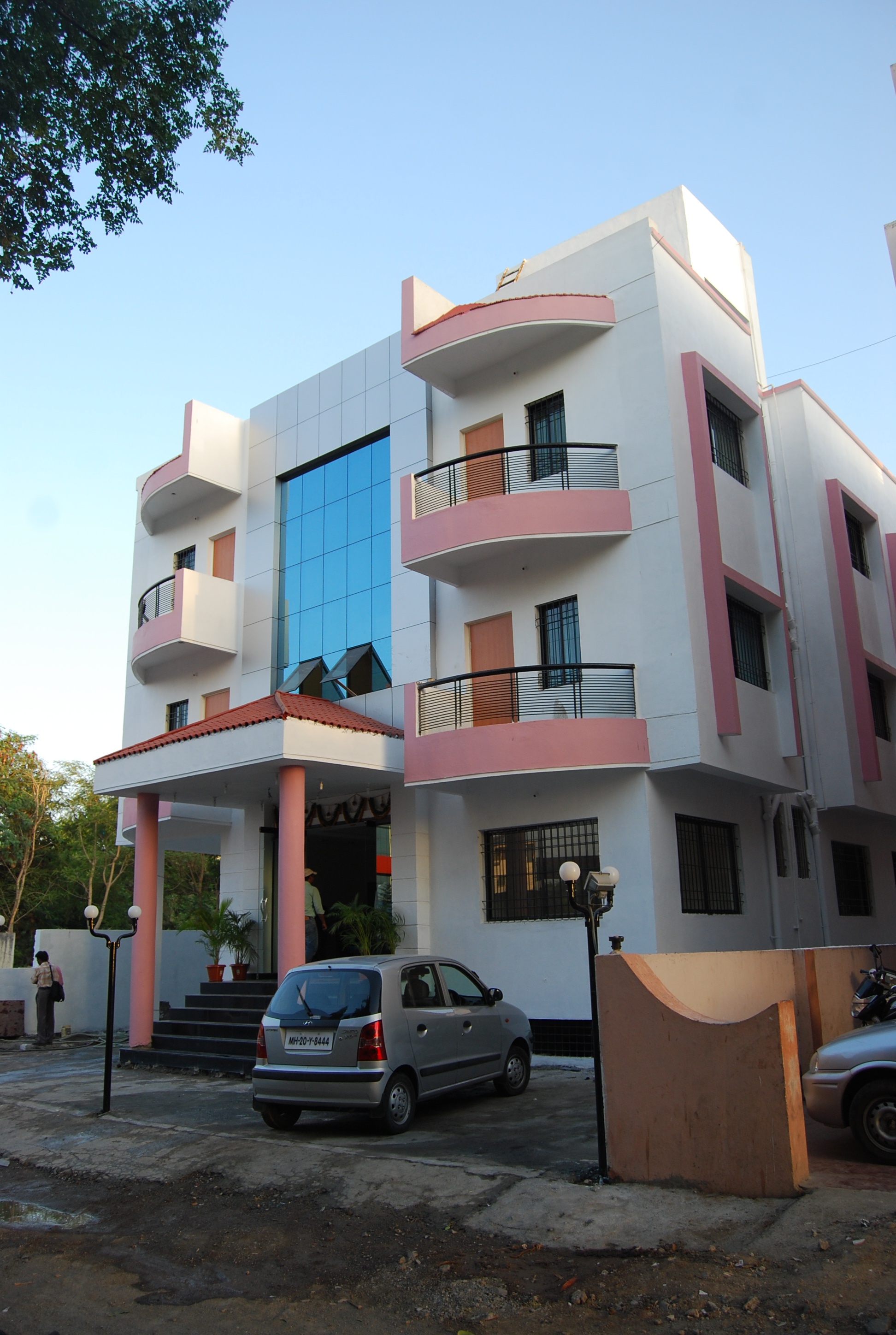 Hotel Atharva-官方