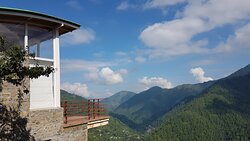 Seclude Ramgarh, Cliff's Edge-浴室