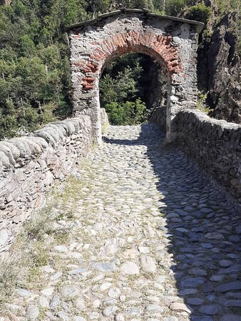 Ponte del Diavolo景点图片