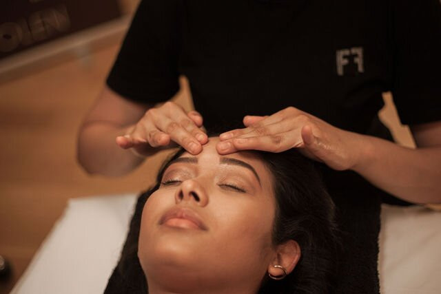 Fariolen Masajes Madrid-马德里必去景点