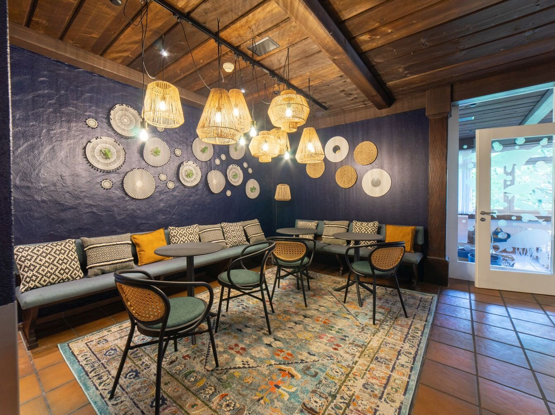 Hotel Säntis Lodge主图