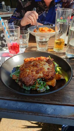 玫瑰皇冠大酒店主图