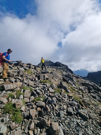 West Coast Mountain Guides景点图片