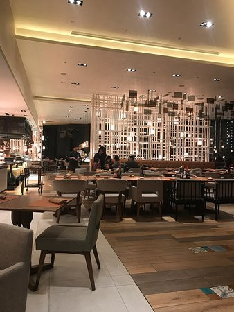 哈尔滨松北香格里拉大酒店主图