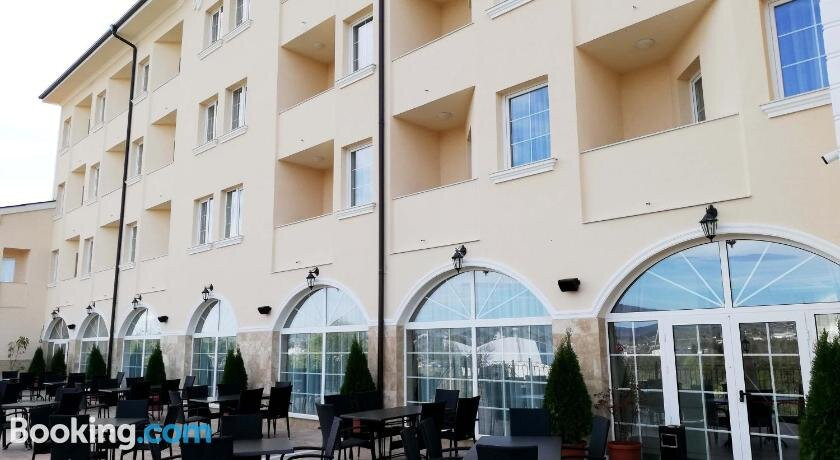 Villa Della Rosa主图