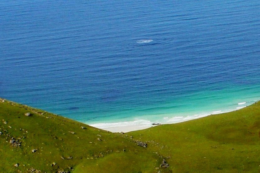 Otervika Beach景点图片