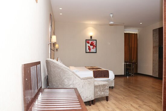 Hotel Golden Palm