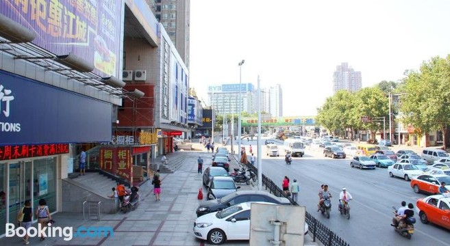 7天连锁酒店(武昌火车站小东门地铁站店)主图