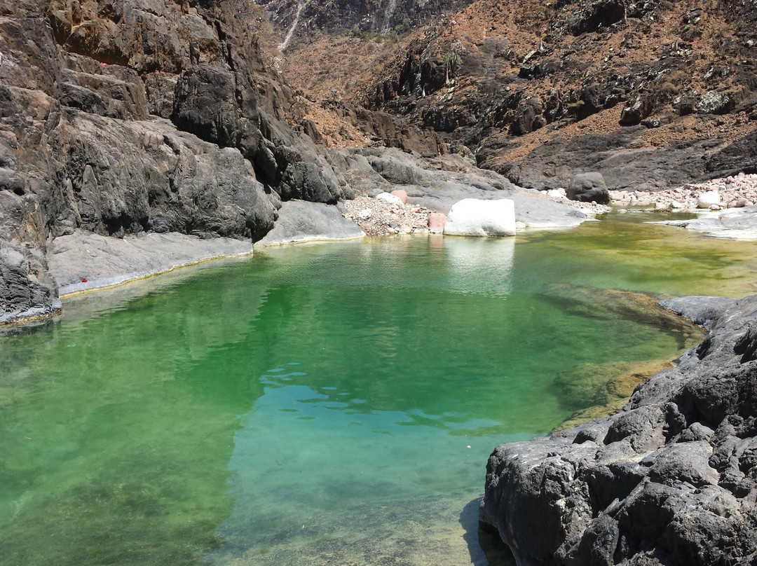 Wadi Dirhur Canyon景点图片