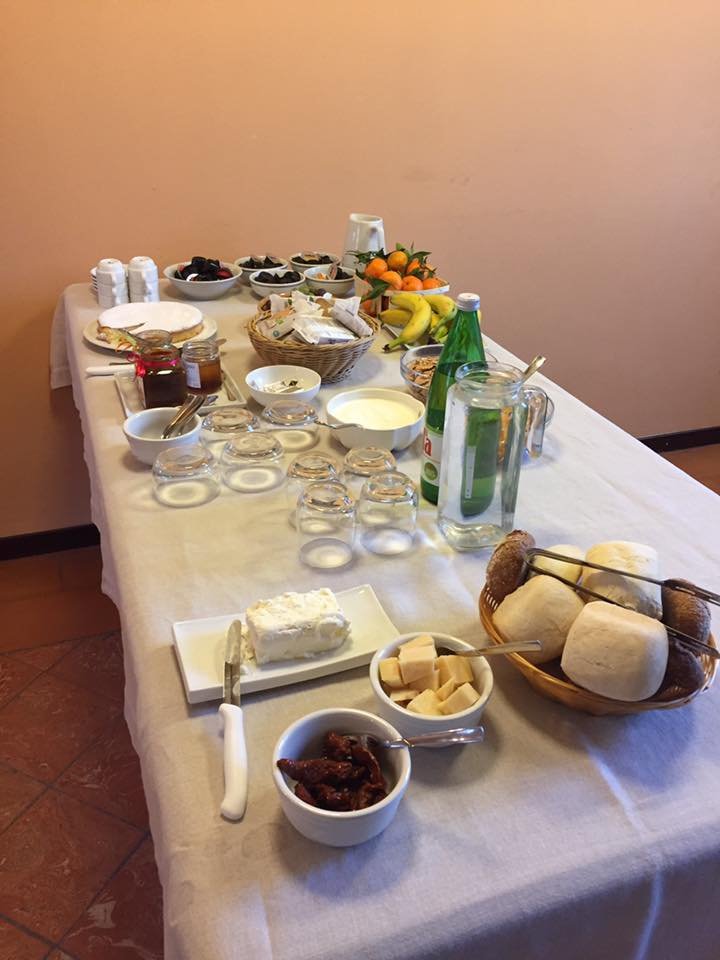 Cascina Battivacco-餐饮