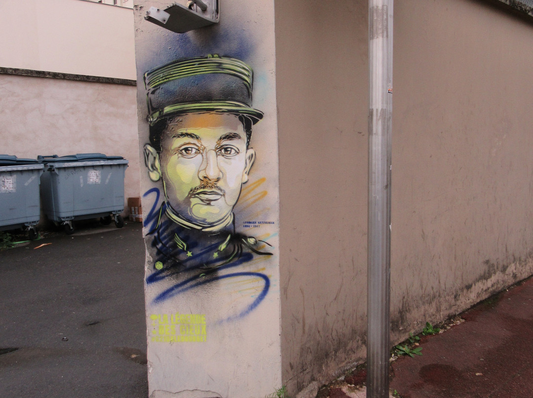 Fresque "Georges Guynemer"-Le Bourget必去景点