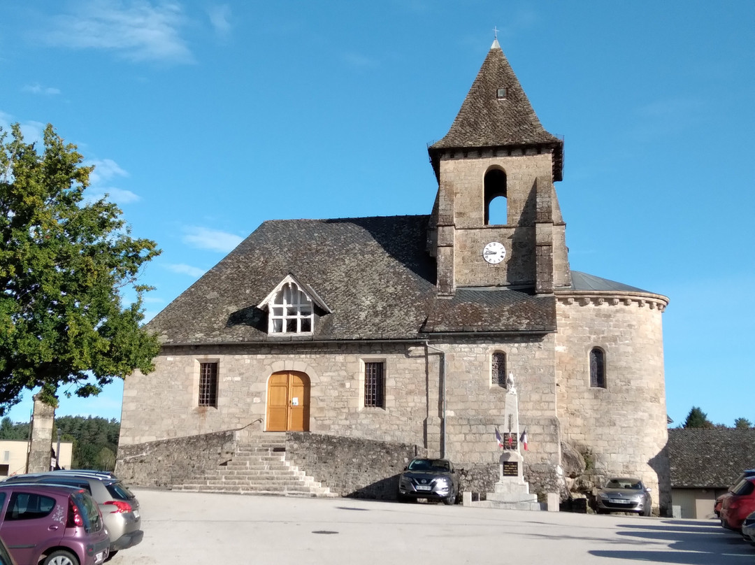 L' Église du Bourg de Servières le Château