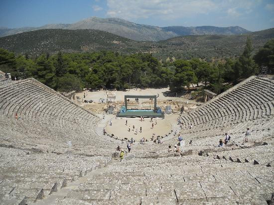 The Ancient Theatre of Epidaurus-埃皮达鲁斯必去景点