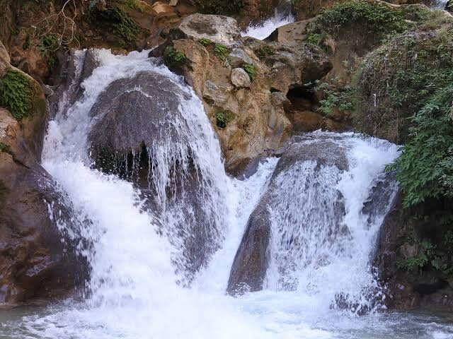 The Mountain Huts-官方